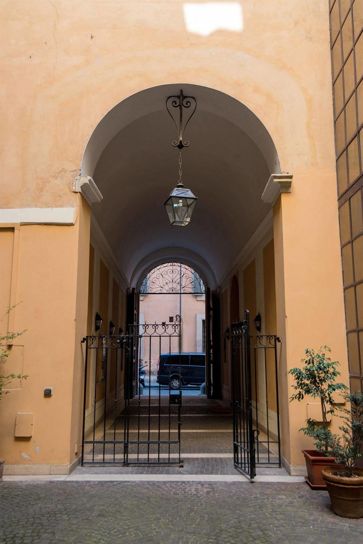 Hotel Assunta Domus Rom Exterior foto